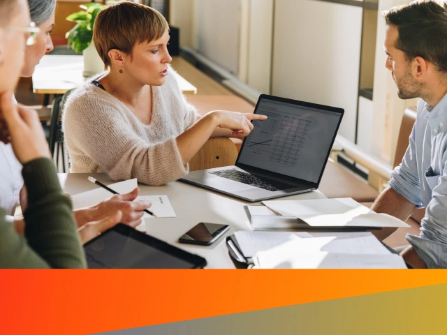 Solution Page Hero Data Management 2